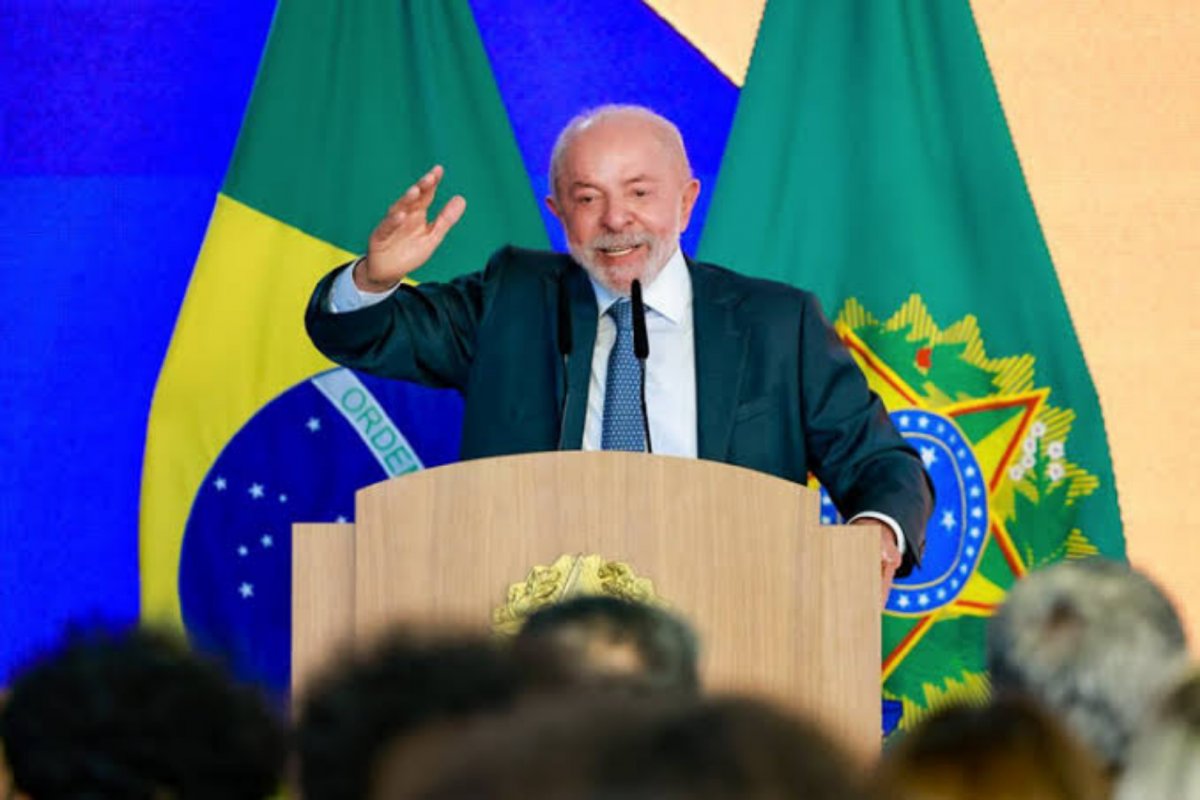Vídeo: Lula propõe tarifa zero no transporte público aos finais de semana