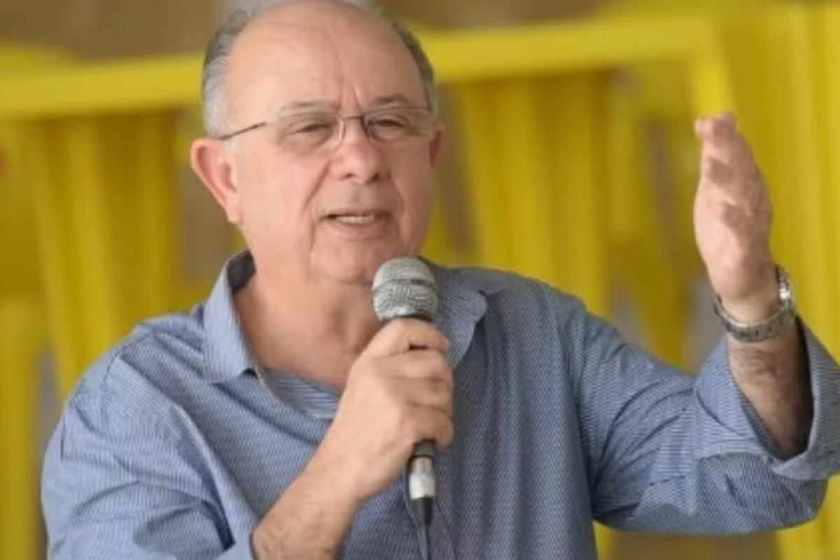 Prefeito de Feira de Santana passa por angioplastia após episódios de mal-estar