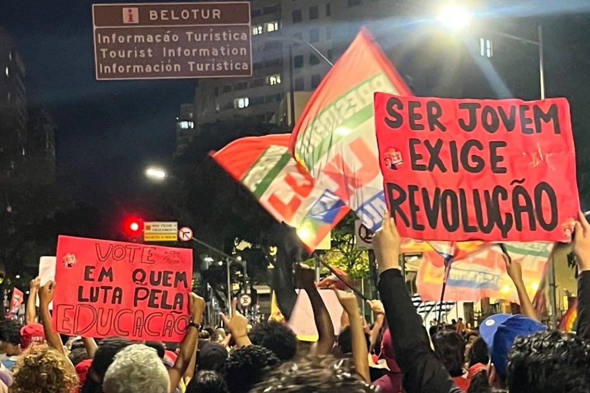 Homem é atropelado durante ato pró-Lula em BH; motorista é preso