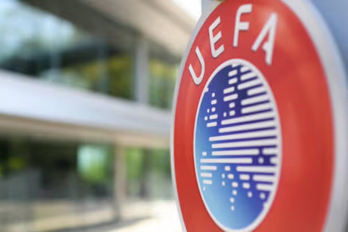 Uefa envia 42 perguntas à Fifa em meio a conflito com Infantino