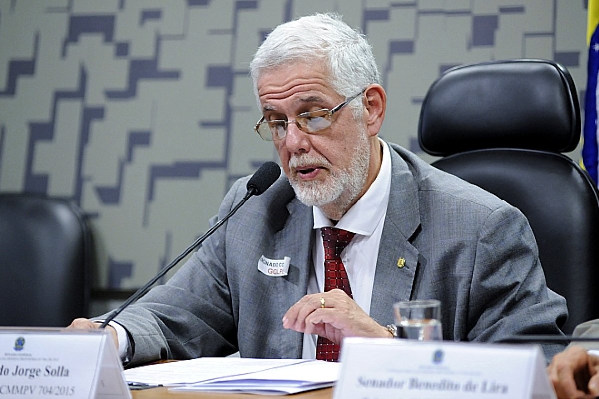 Deputado baiano apresenta projeto de lei que prevê transparência patrimonial e financeira de candidatos à Presidência 
