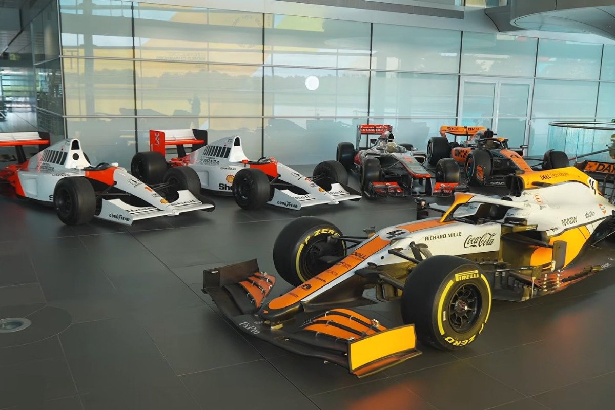 McLaren coloca à venda carros históricos pilotados por Senna, Hamilton e Brad Pitt
