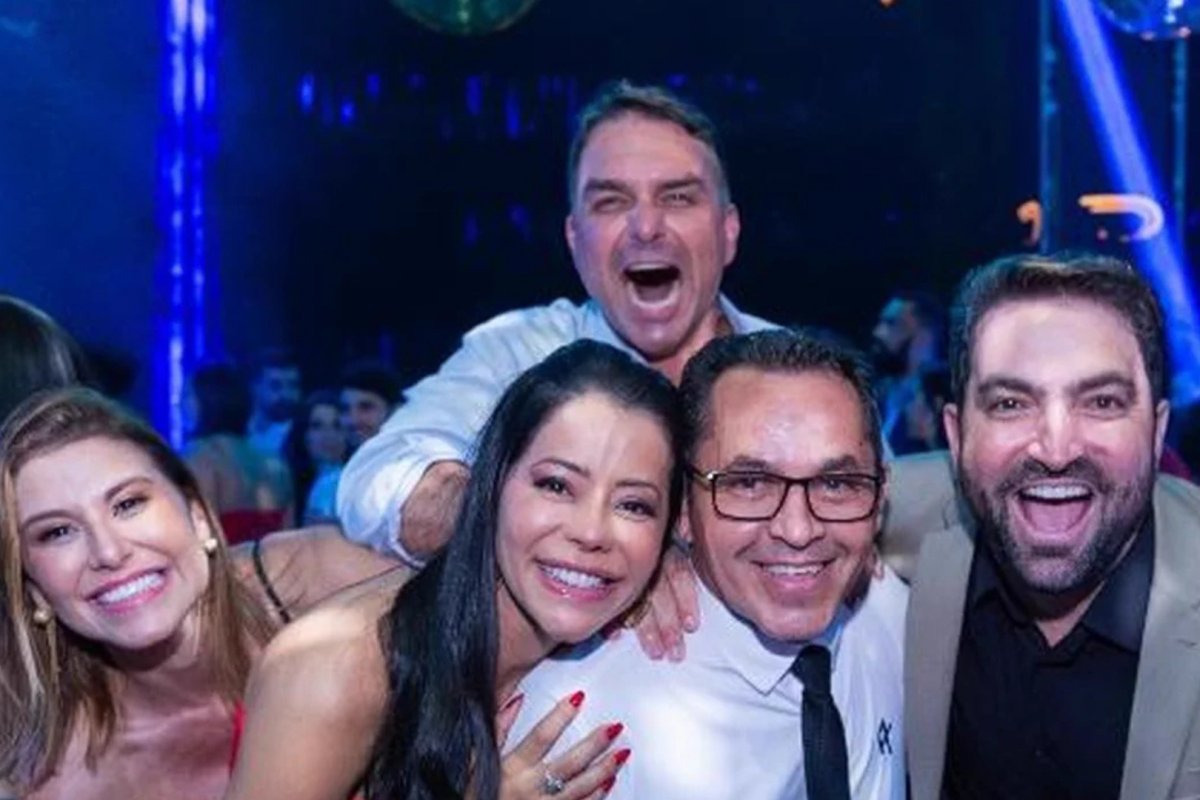 PF investiga suspeita de sociedade oculta de Flávio Bolsonaro com casa de apostas