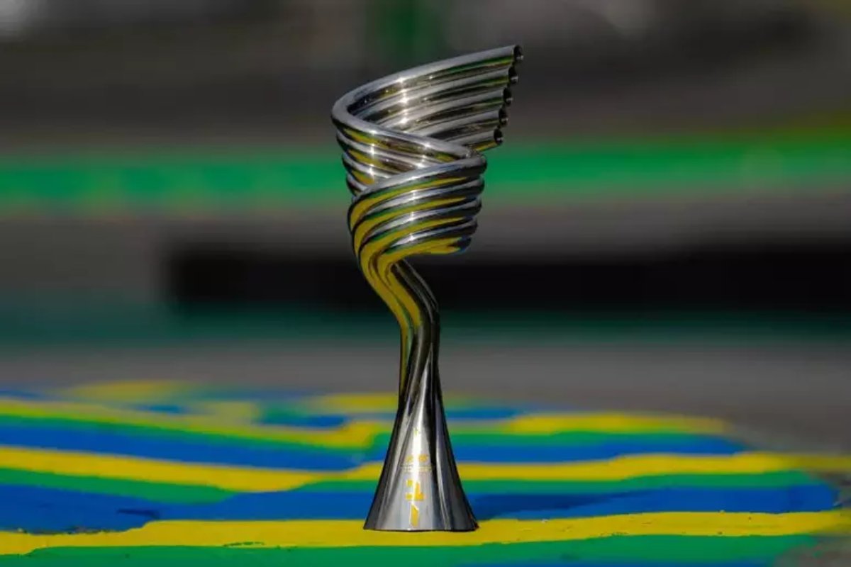 F1 apresenta troféu do GP de São Paulo com referências a Interlagos