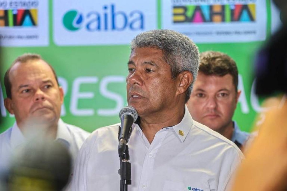 Jerônimo contesta ACM Neto e diz que sigilos do ex-prefeito de Salvador não foram totalmente abertos