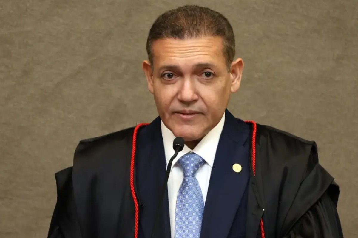 “Sou contra alterações de última hora”, diz Nunes Marques sobre restrição de canais políticos do WhatsApp