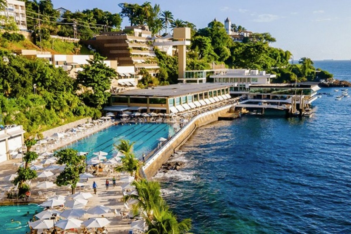 Funcionária é agredida por frequentador do Yatch Clube por declarar voto em lula