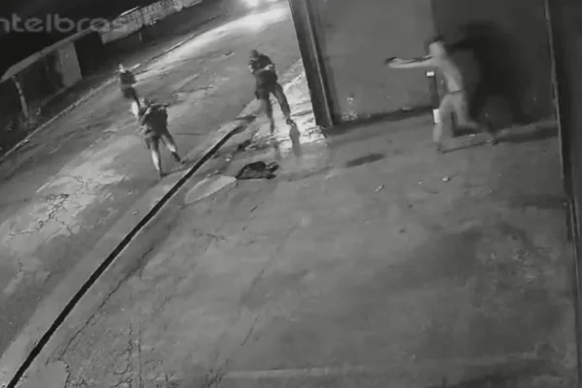 Jovem que apontou celular para PMs em Moema levou 12 tiros, diz laudo