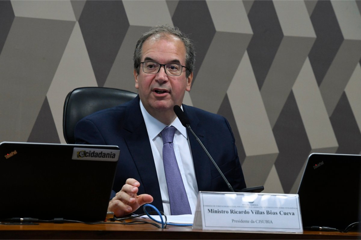 Vídeo: Ministro do TSE determina retirada de conteúdo falso divulgado em canal do WhatsApp