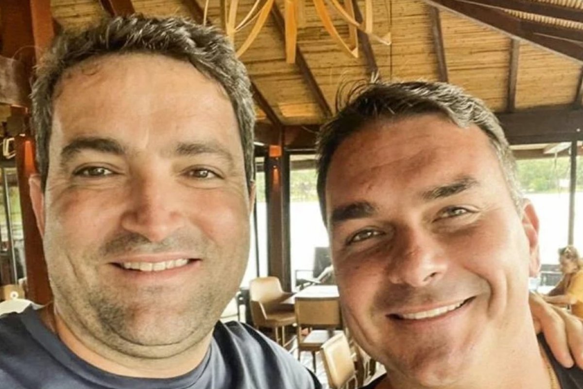 Moraes manda bloquear R$ 6 bilhões de Willer Tomaz, advogado ligado a Flávio Bolsonaro