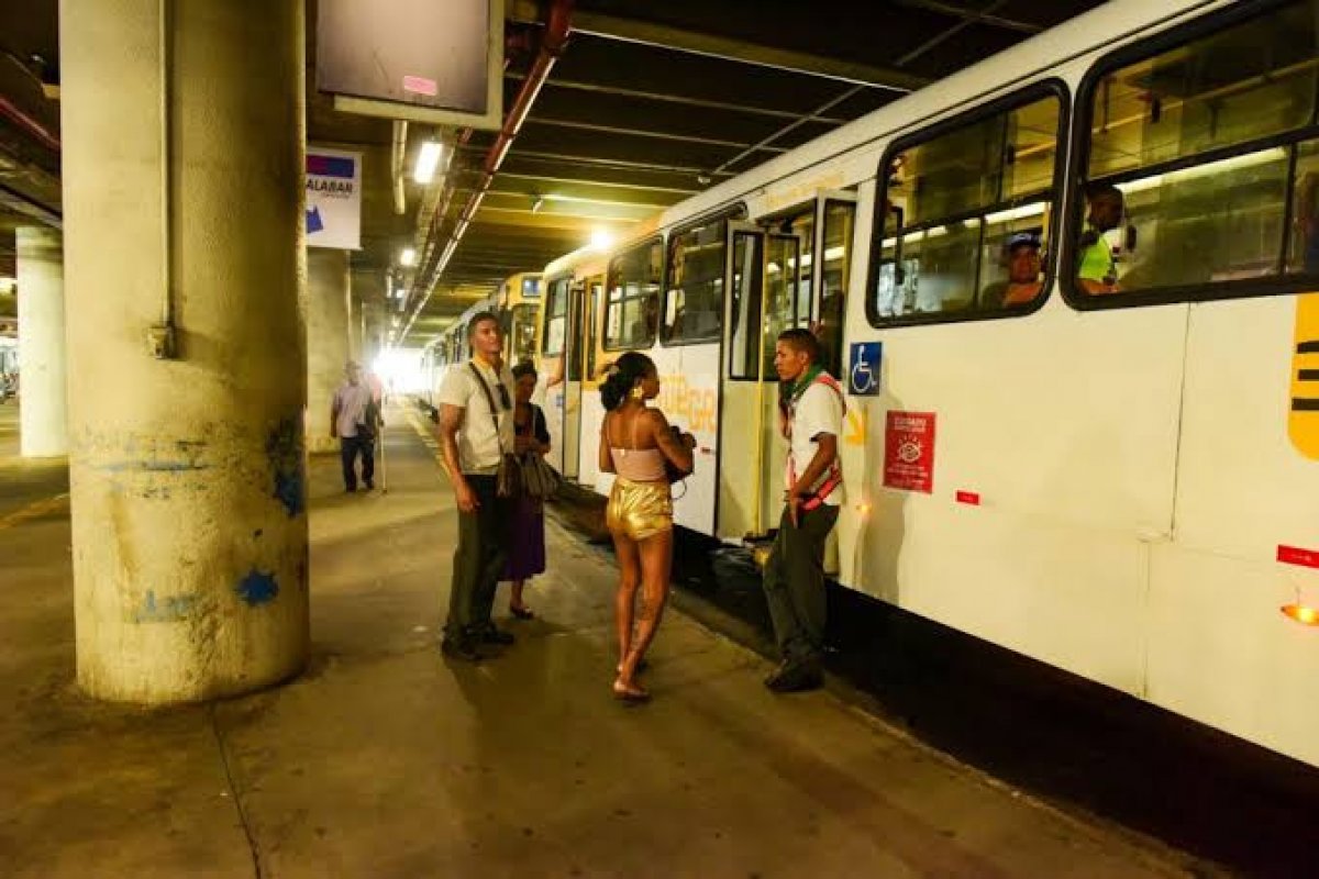 Pela segunda vez, Semob adia mudanças na Estação da Lapa para terça-feira (27)