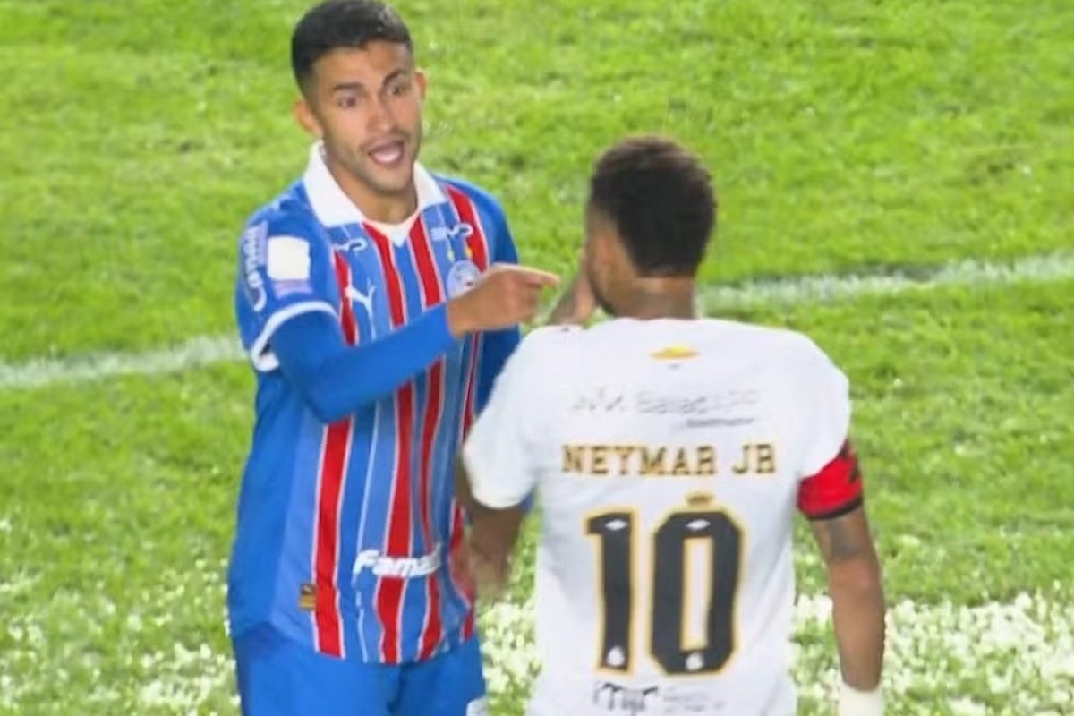 CBF divulga conversa no VAR que culminou em expulsão de Neymar por confusão com Nestor