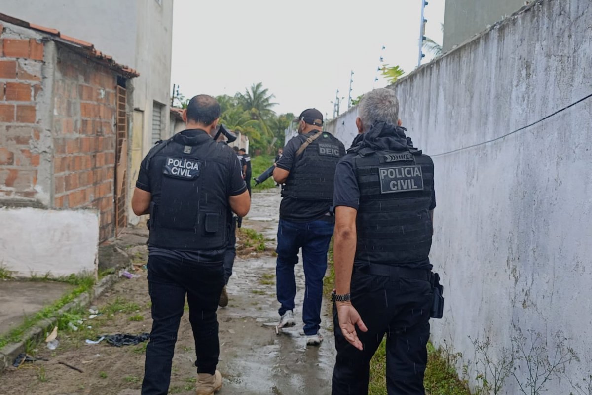 Suspeito de aplicar golpe da falsa entrevista de emprego em Feira de Santana é preso