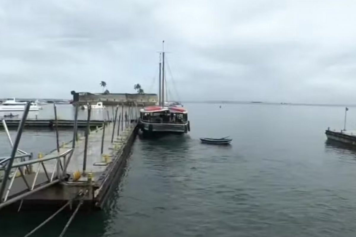 Travessia Salvador-Mar Grande é suspensa após chegada de frente fria 