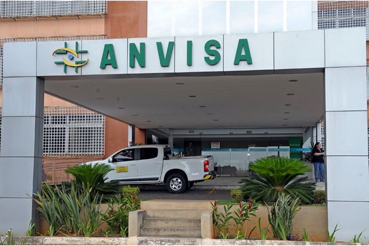 Anvisa recolhe lotes de dois medicamentos contra o câncer após falhas em testes