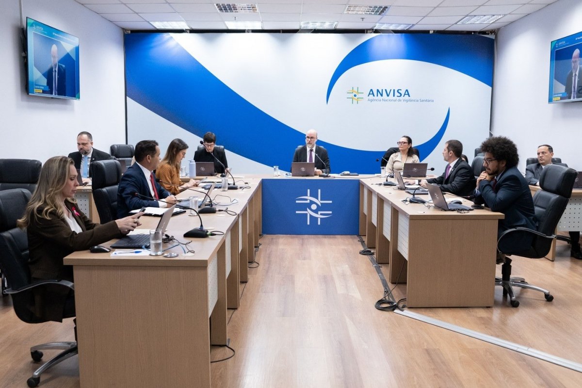 Anvisa prorroga prazo para emissão de receitas eletrônicas até março de 2027