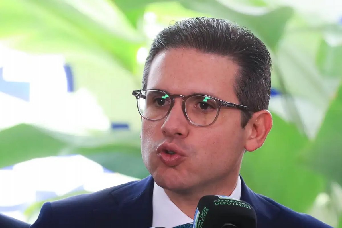 Presidência da Câmara: PL convoca bancada para decidir sobre apoio à reeleição de Hugo Motta 