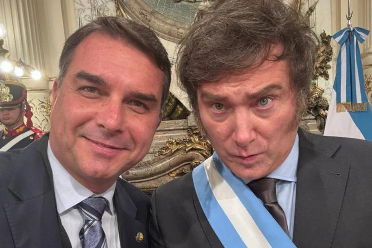 Itamaraty convoca diplomata argentina em busca de informações sobre fuga de Flávio Bolsonaro