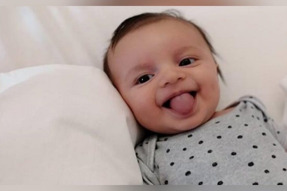 Bebê de 50 dias se torna símbolo na Itália após se recuperar do coronavírus