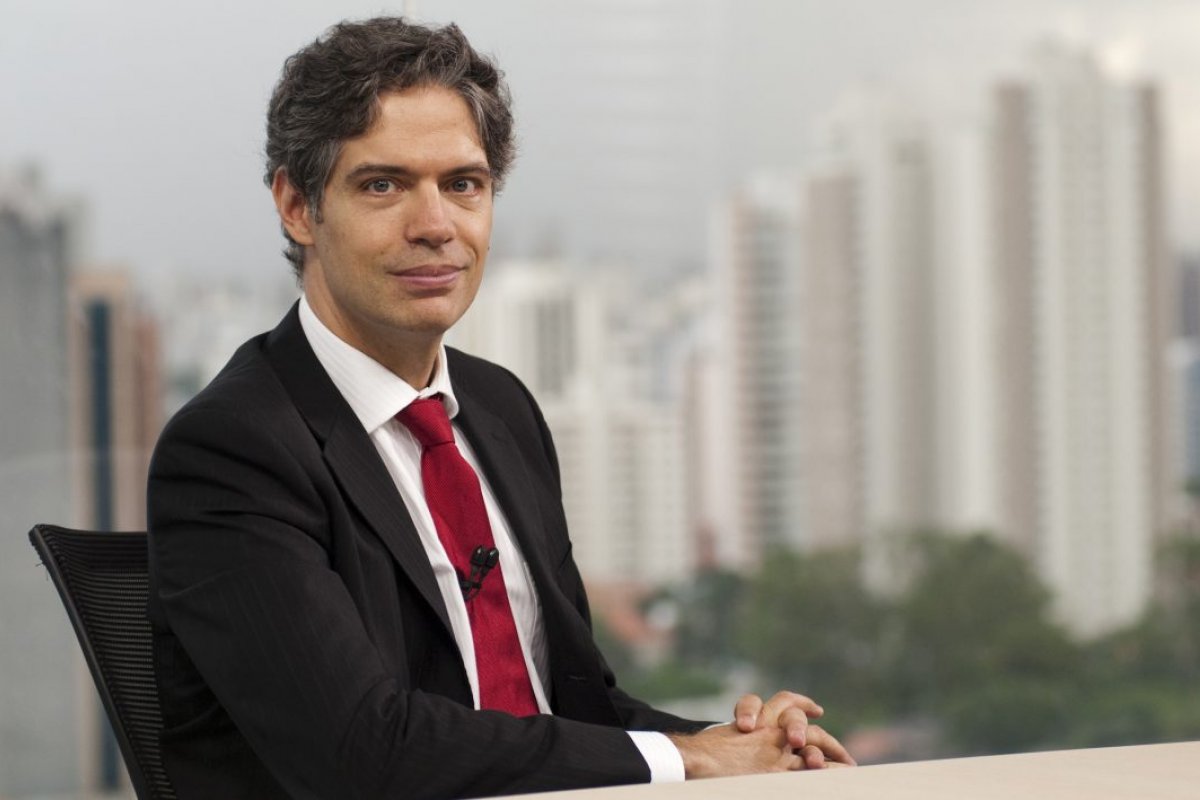 Latino-americano com mais seguidores no Linkedin compartilha notícia do Farol da Bahia