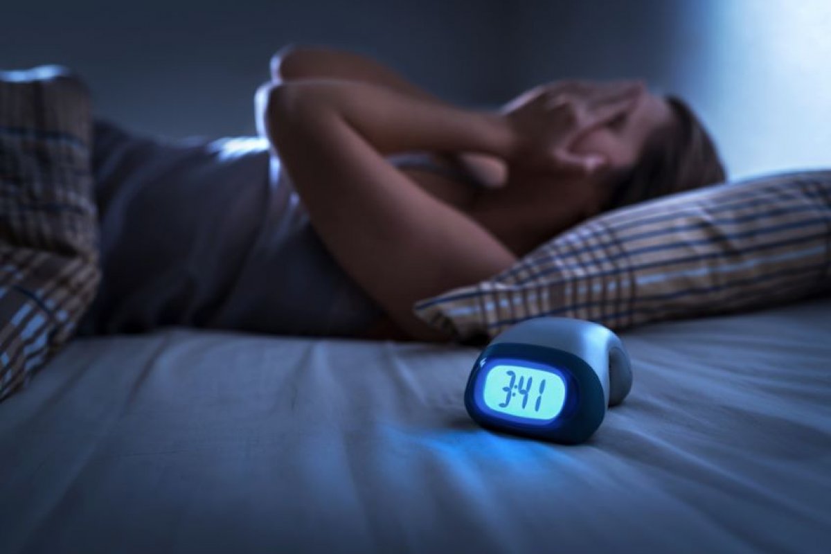 Com problemas de sono durante a quarentena? A técnica dos vídeos de ASMR podem te ajudar