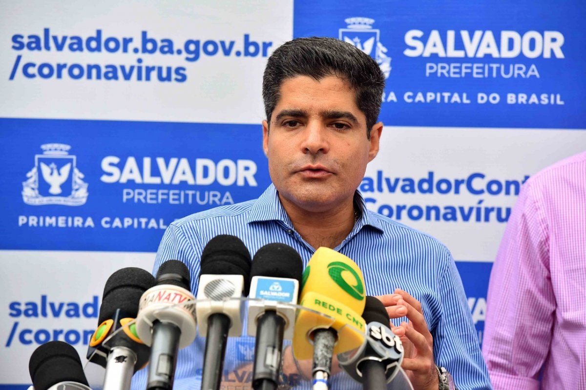 ACM Neto faz troca de secretariado; alteração é publicada em edição extra do Diário Oficial