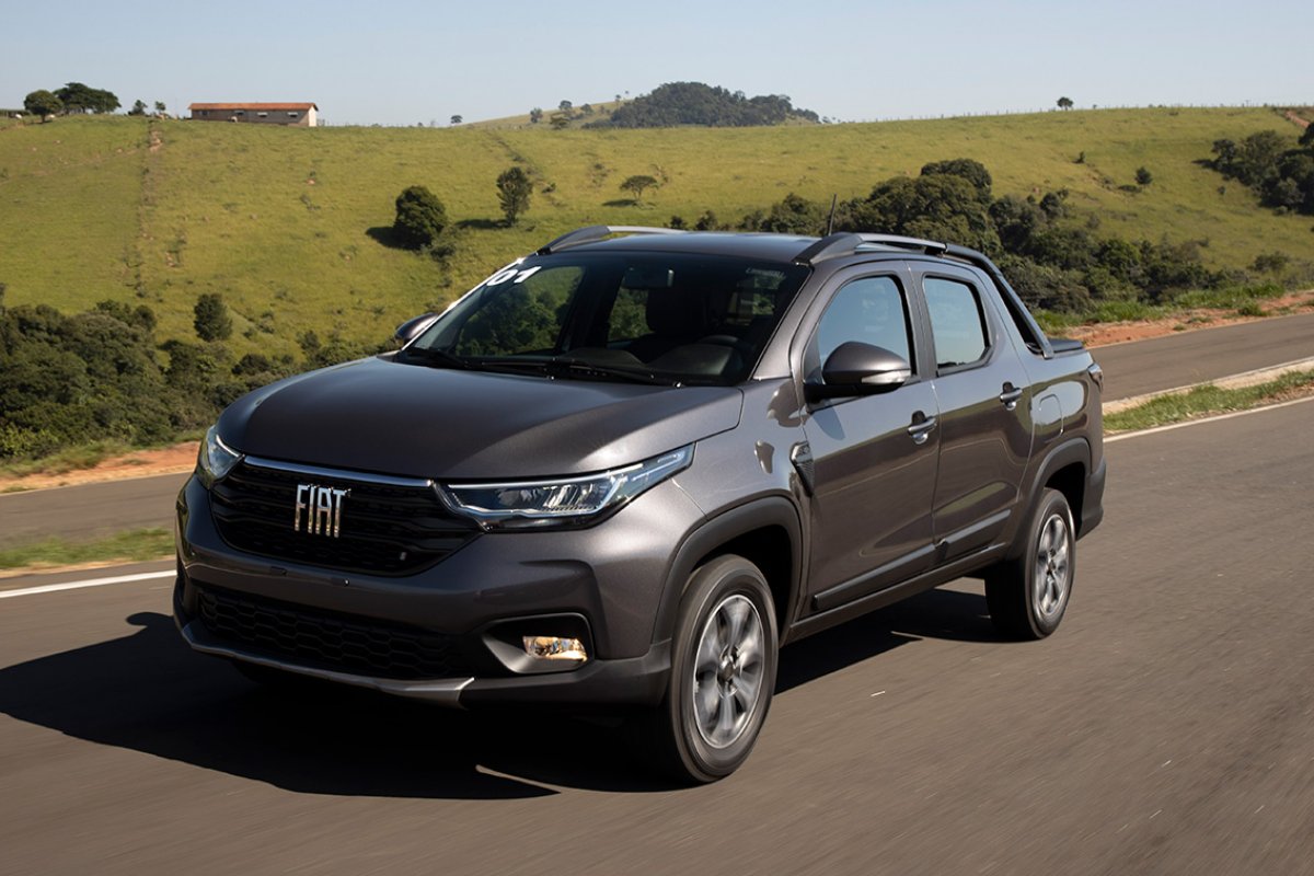 Nova Fiat Strada é lançada com estilo renovado e velhos motores 