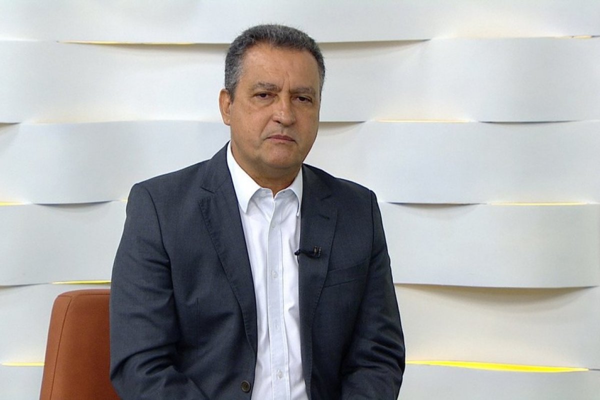 Rui Costa autoriza retorno do transporte intermunicipal em cidades sem novos registros de Covid-19