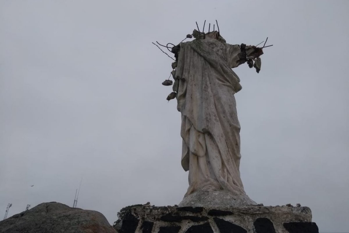 Homem é detido suspeito de destruir escultura de Jesus na Bahia 