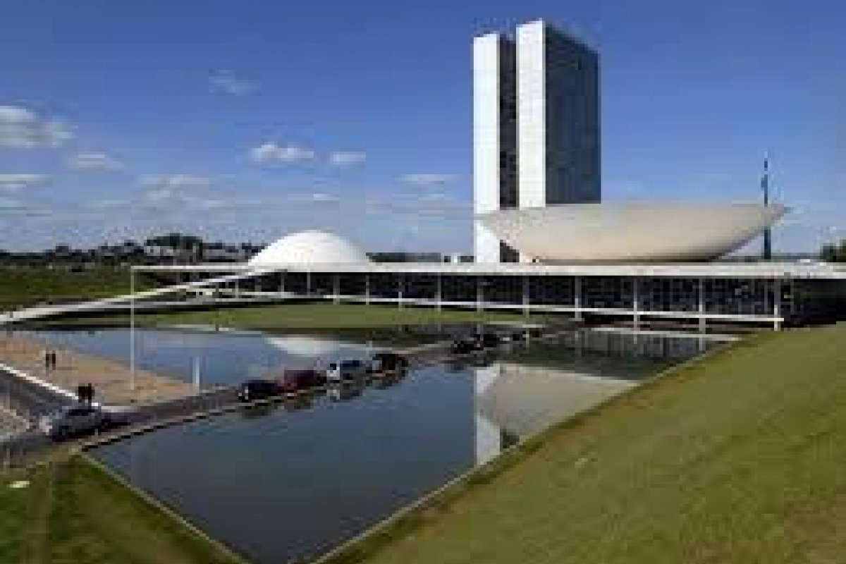 Votação do orçamento para combate ao coronavírus no senado deve ser votada nesta quarta-feira (15)