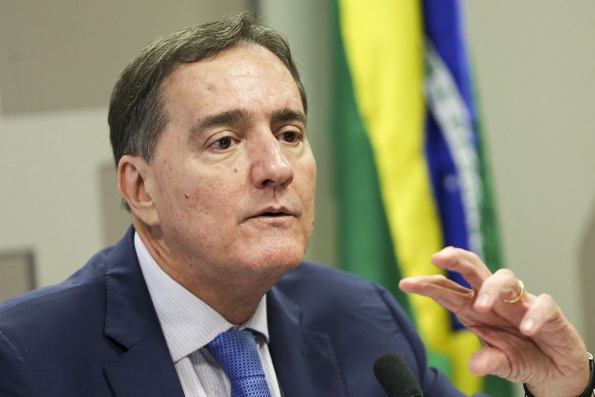Covid-19: Diretor da Opas defende unificar leitos privados e do SUS