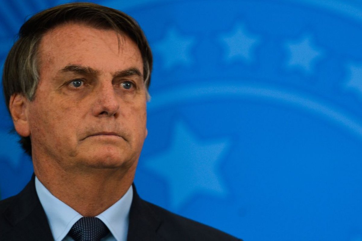 Exército revoga portarias sobre armas após determinação de Bolsonaro