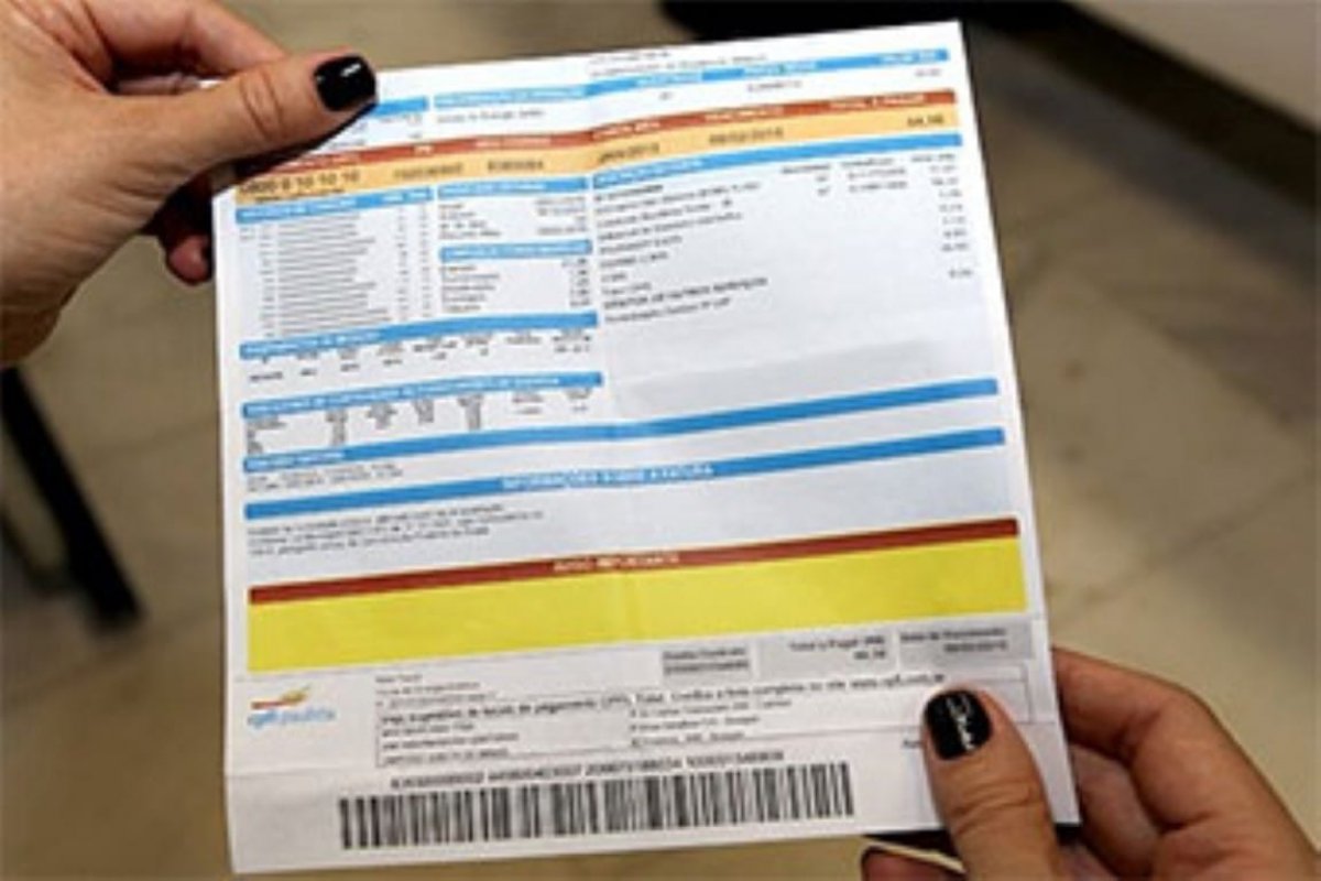 Mais de 90 projetos voltados para o setor de serviços foram apresentados por parlamentares durante crise