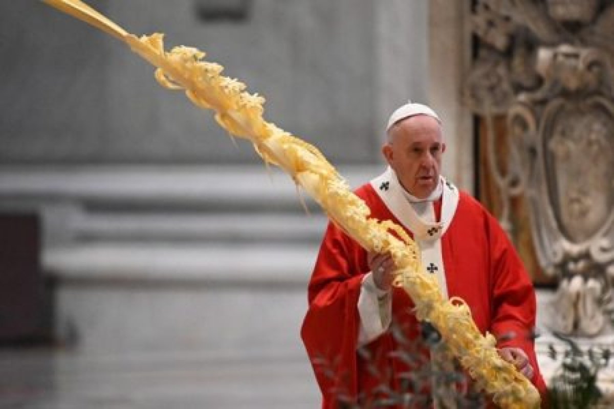 Indiferença e egoísmo são vírus piores que Covid-19, declarou o Papa  durante missa dominical 