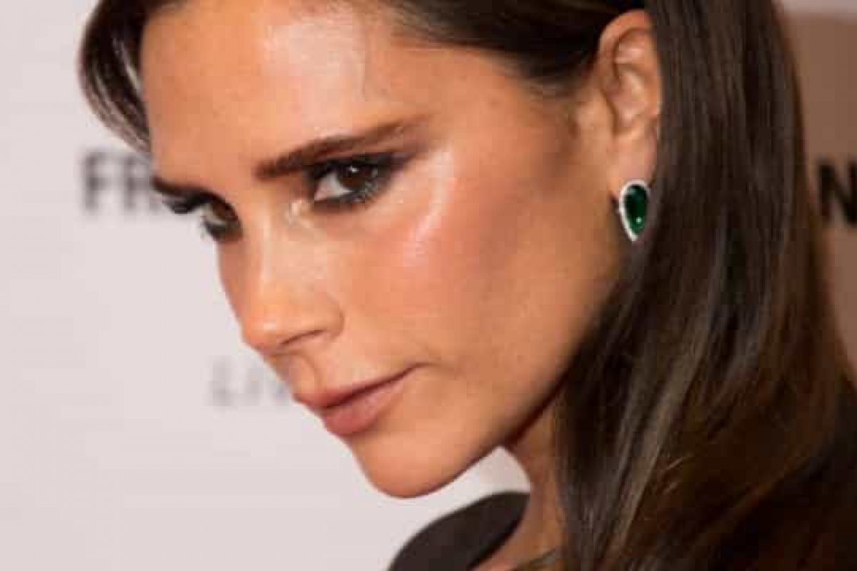 Por causa da pandemia, Victoria Beckham demite 30 funcionários 