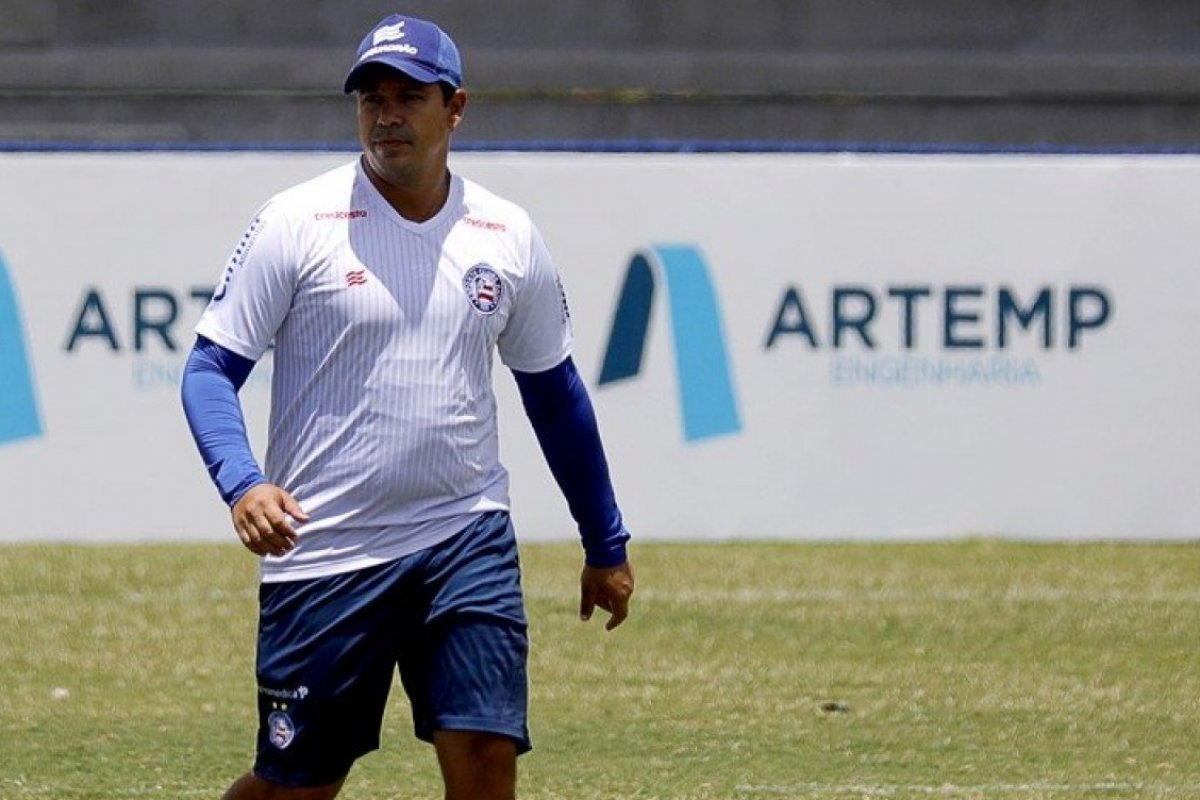 Coronavírus: Bahia desmancha time de transição  e não renova contrato com treinador