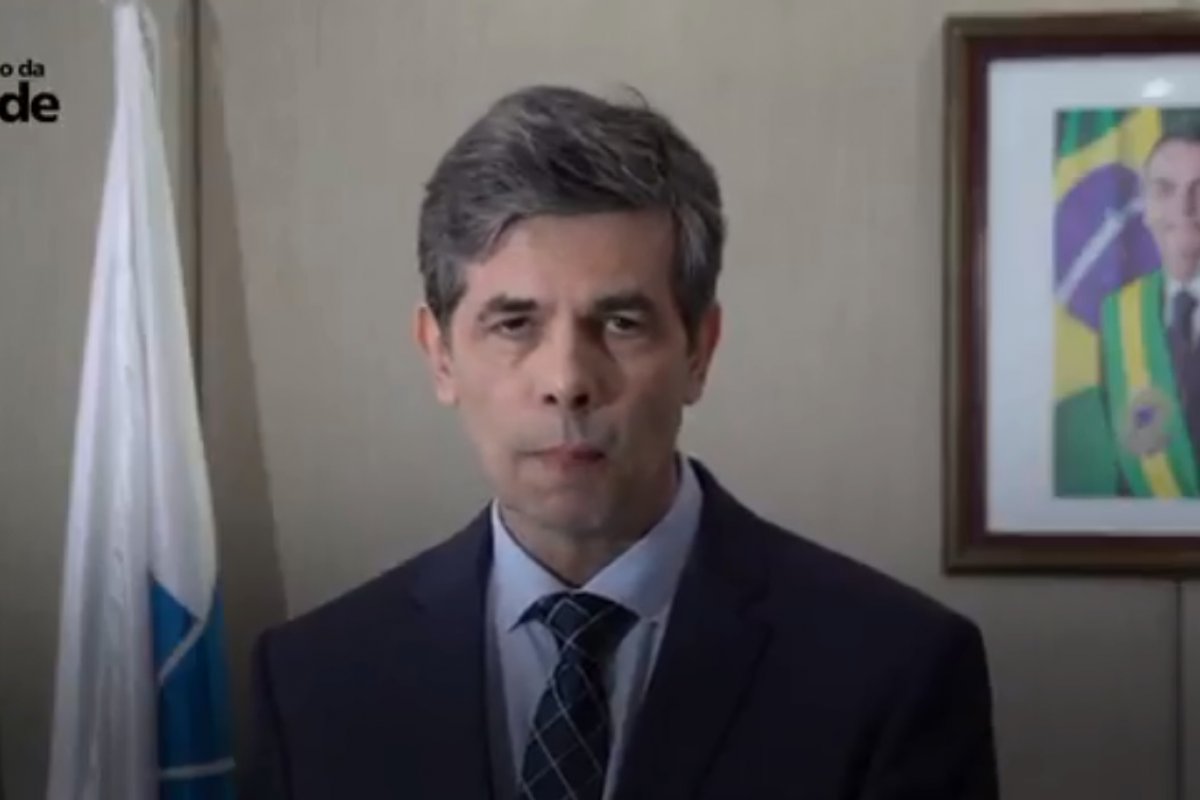 Ministro da Saúde diz que planeja saída "progressiva e planejada" do isolamento social