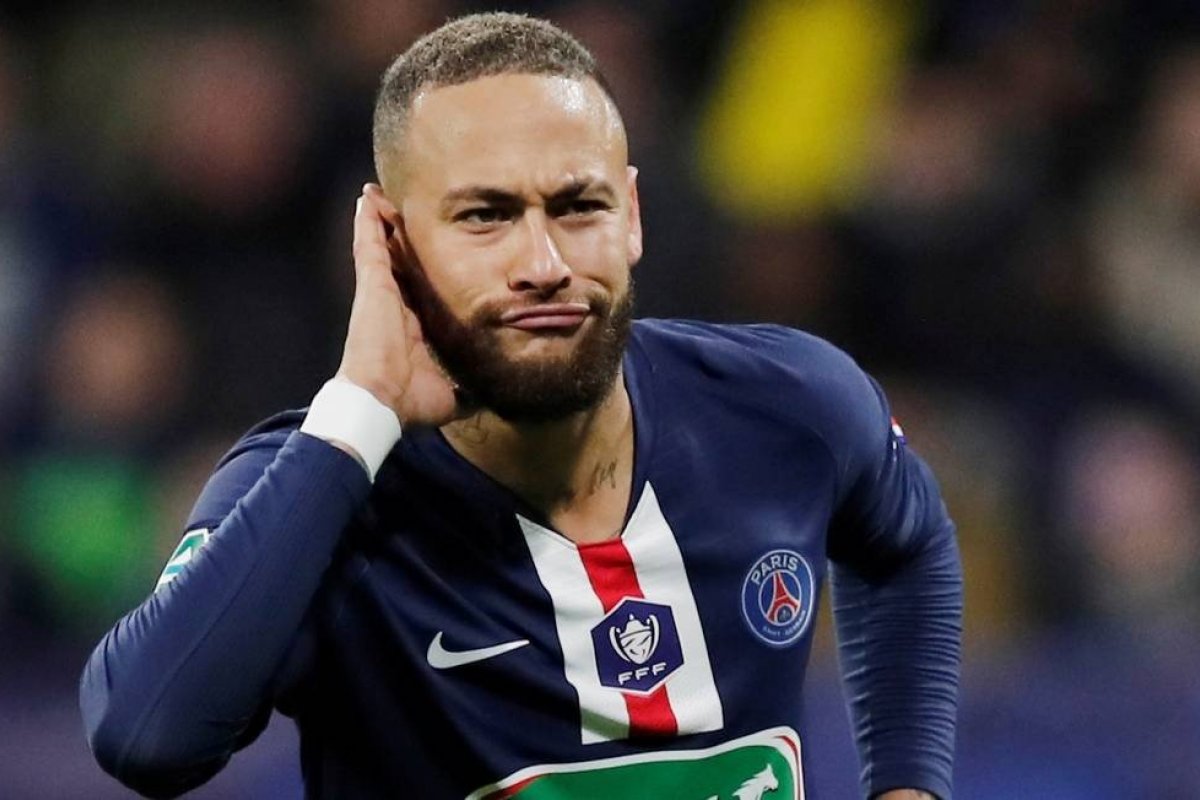 Barcelona colocará 13 jogadores à venda para tentar contratação de Neymar