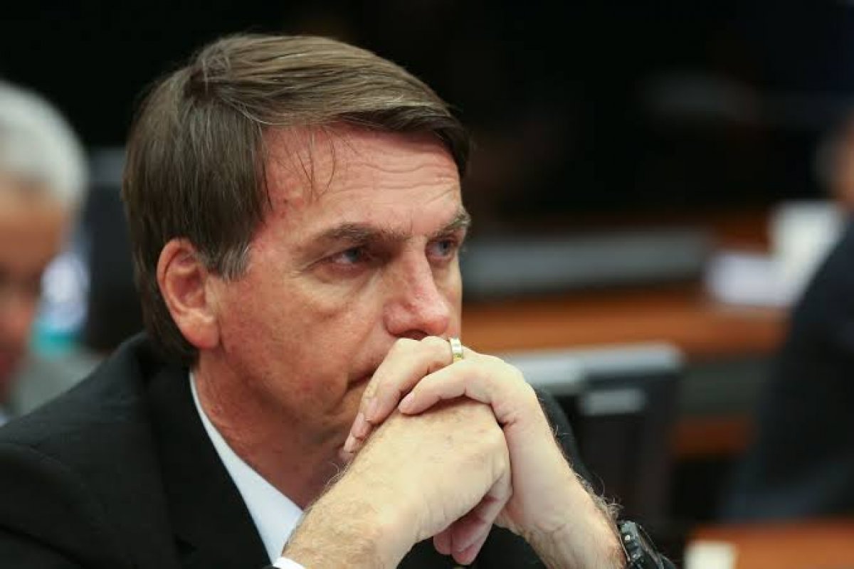 Bolsonaro é denunciado por crime de responsabilidade no STF