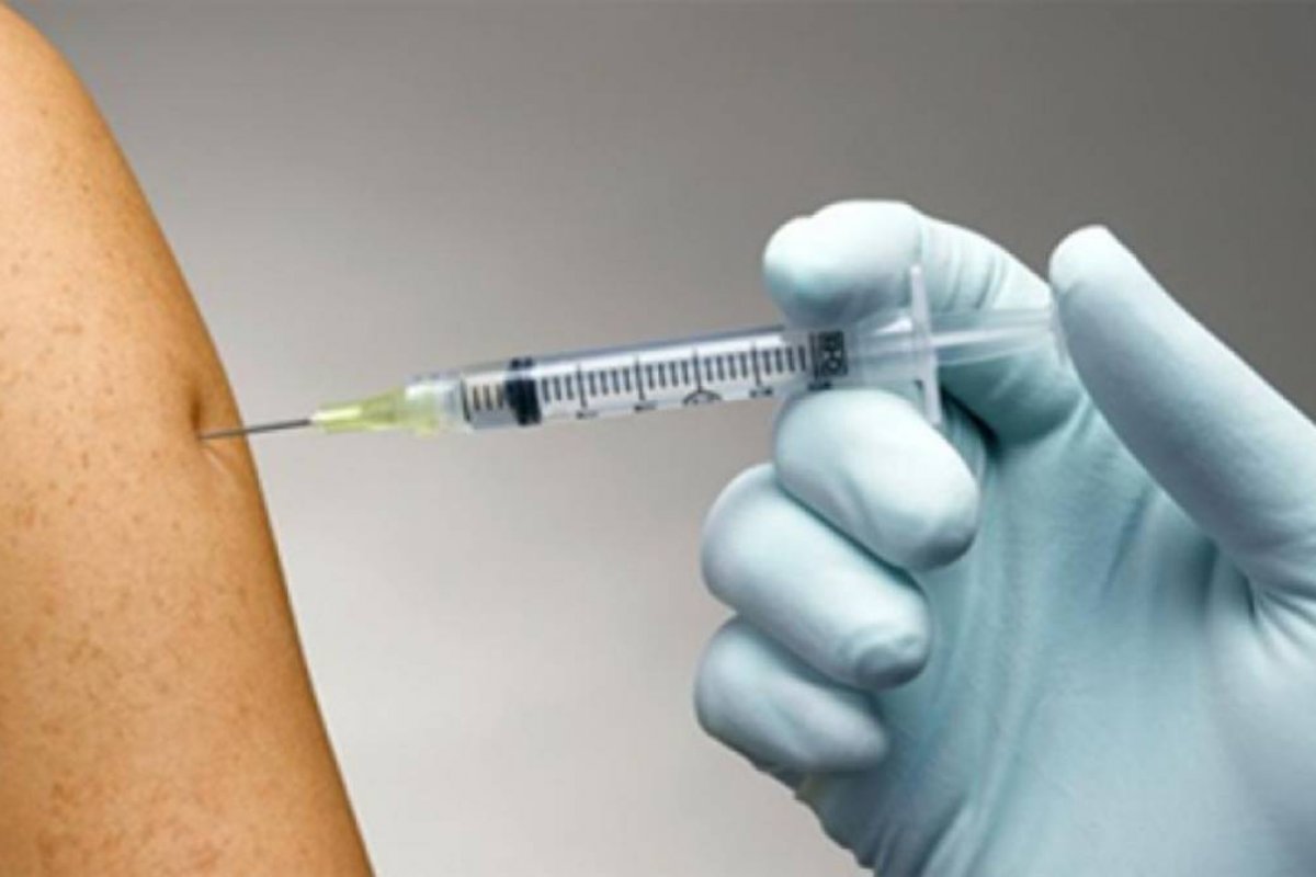 Reino Unido admite ser improvável produzir vacina contra covid-19 em 2020