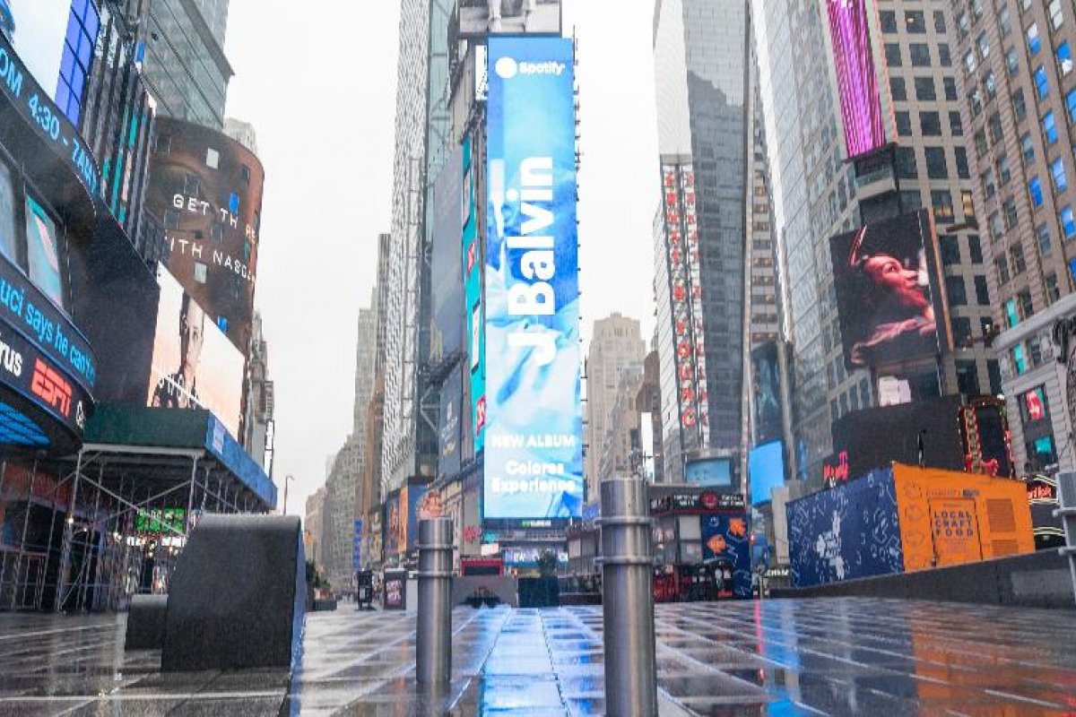 Nova York tem queda no número de mortes e planeja abertura de alguns negócios em maio