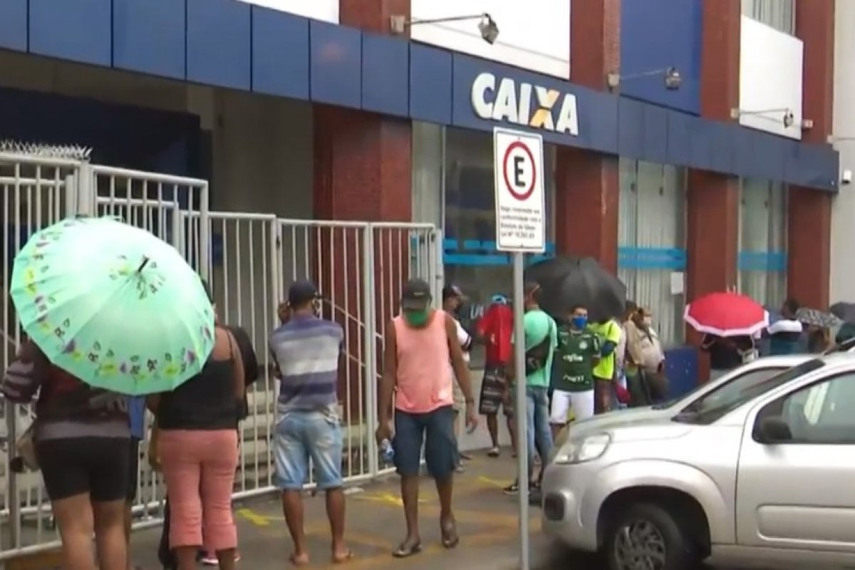 Mais de 100 agências da Caixa vão abrir na Bahia neste sábado 