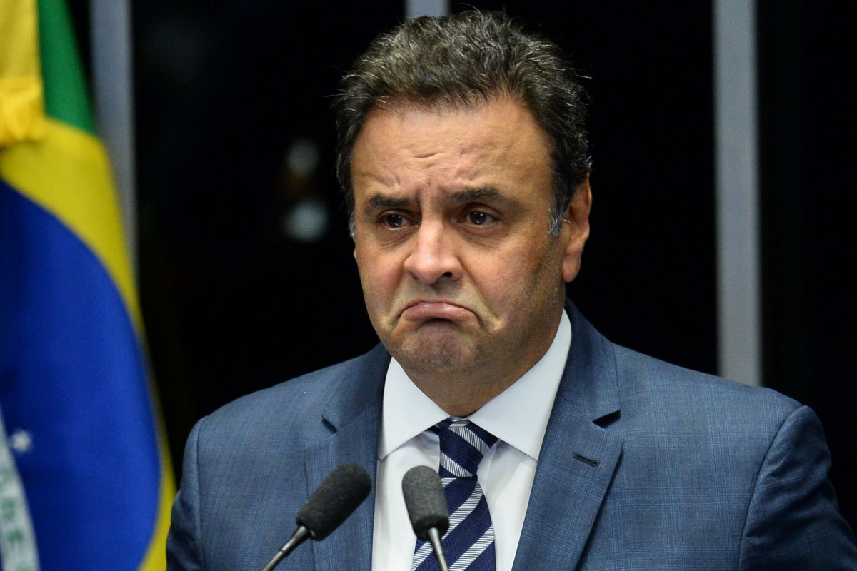 PGR acusa Aécio em crimes de corrupção e lavagem de dinheiro