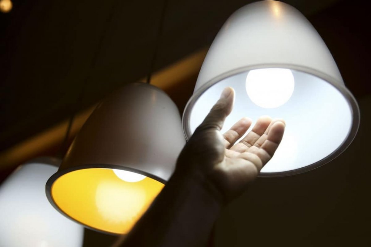 Quarentena pode aumentar consumo residencial de água e energia