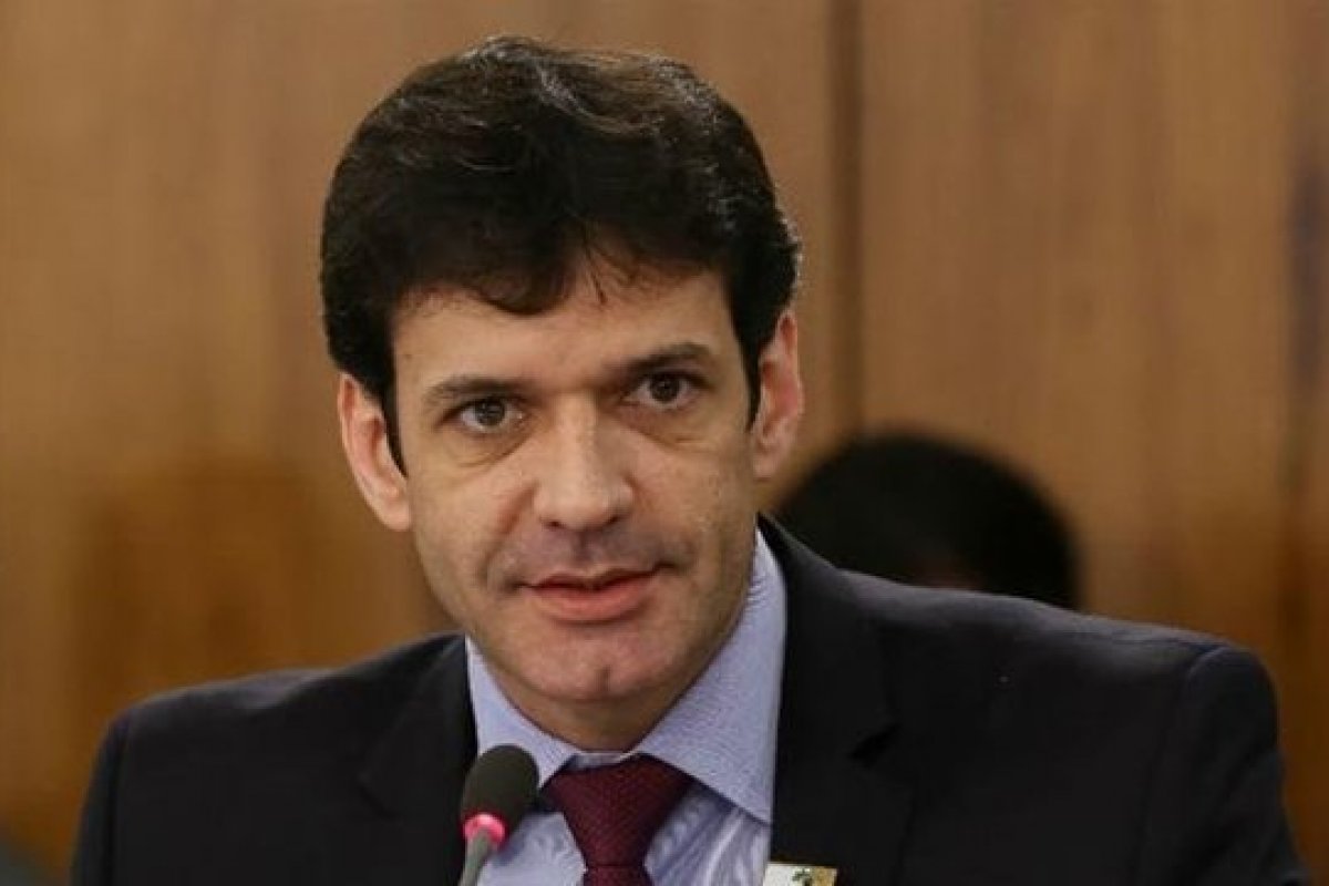 Ministro do Turismo sugere em post intervenção de Doria na saída de Moro