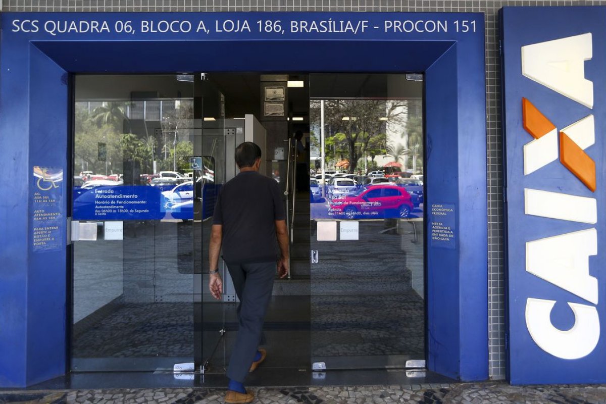 Agências da Caixa passam a abrir duas horas mais cedo a partir desta segunda (4)