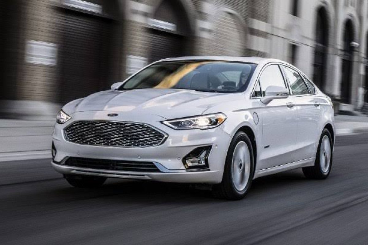 Ford Fusion deixa de ser oferecido no Brasil 