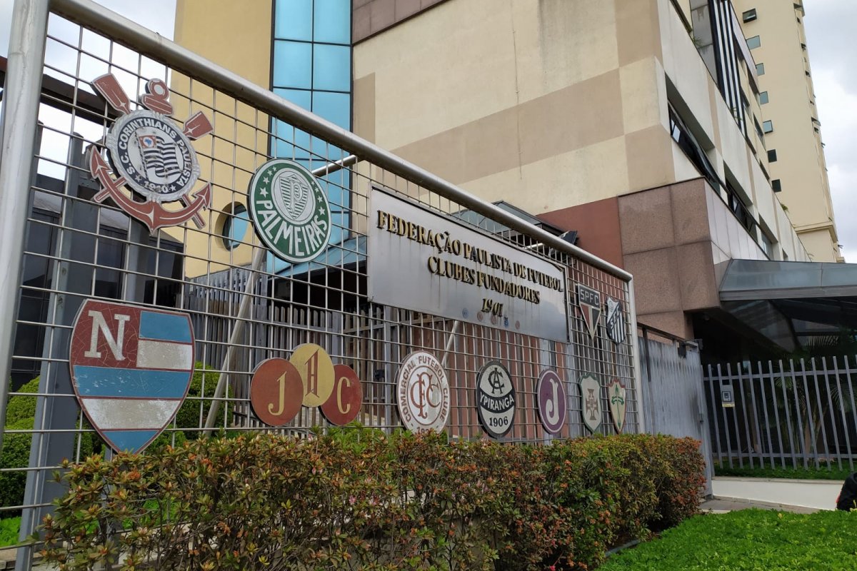 Coronavírus: Federação Paulista e clubes decidem continuar sem data para retorno aos treinos
