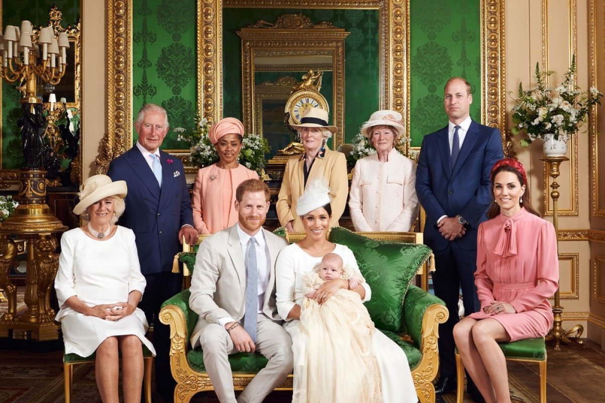 Archie, filho de Meghan e Harry, comemora 1º aniversário