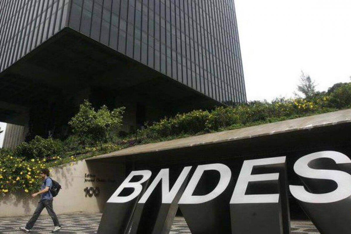 BNDES vai emprestar R$ 4 bi para microempreendedores